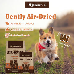 A Freschi srl W-shaped kibble design encourages thorough chewing.