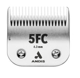 Andis 72630 UltraEdge blade close-up shows durable stainless steel for precise trimming.