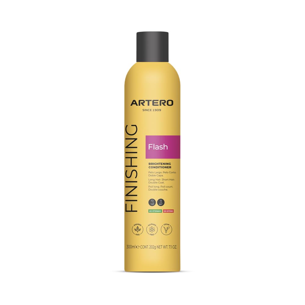 Artero Flash Shine detangling spray for dogs and cats enhances combability and radiant shine.