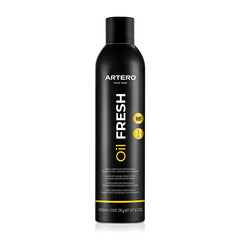 Artero Oil Fresh cooling spray during a dog and cat grooming session for comfort