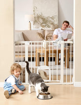 Babelio baby gate with adjustable cat door demonstrating flexible passage.