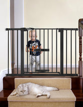 Babelio extra wide gate with extensions provides secure passage for wide doorways.