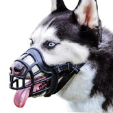 BARKLESS basket muzzle focusing on snout protection for outdoor walks