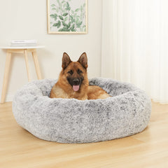 Bedfolks extra large round bed with soft faux fur for warm, comforting naps.