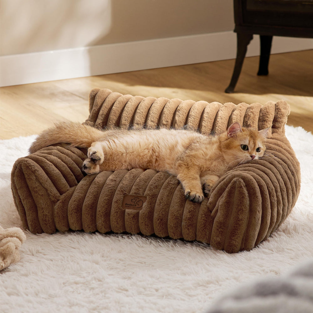 Bedsure ComfyFleece cat couch side view with plush warmth for naps