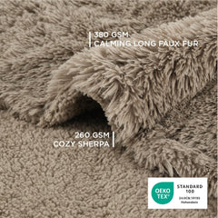 Bedsure reversible faux fur side provides stylish look and cozy warmth.