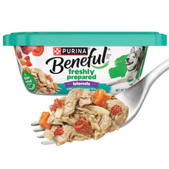 Beneful Freshly Prepared Blends lamb shreds for a flavorful, protein-rich dinner.