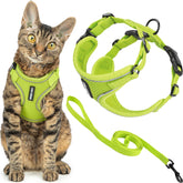 Best Pet Supplies Voyager harness front view in lime for escape-proof daily adventures.