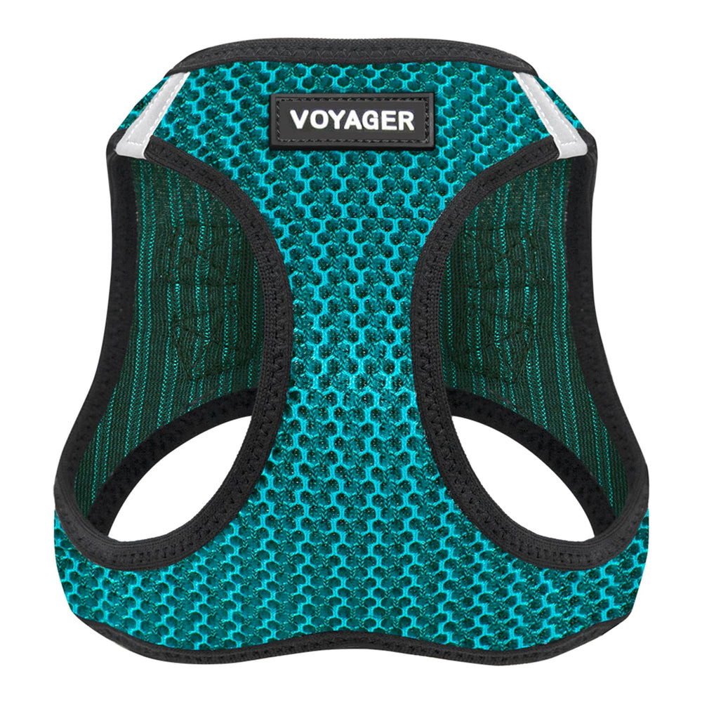 Best Pet Supplies Voyager harness with breathable mesh for year-round comfort.