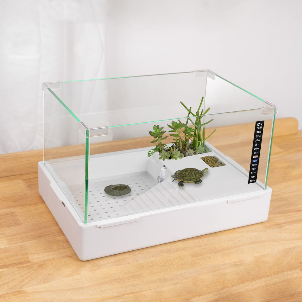 BETAZOOER scratch-resistant glass turtle tank front view demonstrates durable habitat for reptiles and fish.