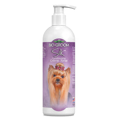 Bio-Groom Silk Creme Rinse bottle showing detangling benefits for dogs.