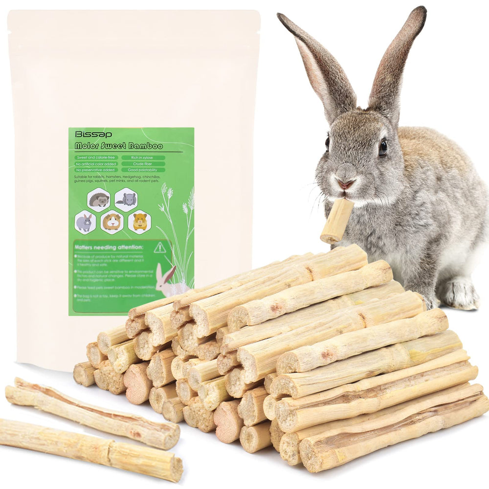 Bissap bamboo chew stick for rabbits with sealed 700g pack, freshness emphasized.