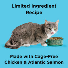 BIXBI Liberty close-up of cage-free chicken and Atlantic salmon ingredients