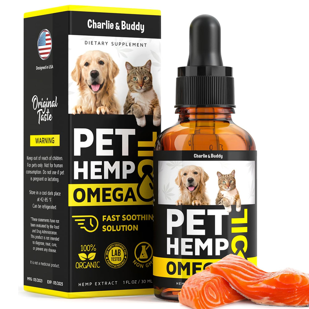 CHARLIE & BUDDY hemp-salmon-oil-dog-bottle supports coat health and skin moisture.