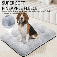 CLKHOWL Thick padding supports joints for a more relaxed nap.