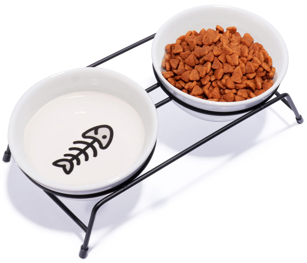 COMESOON anti-vomiting raised cat bowls in ceramic promote comfortable mealtimes and better posture.