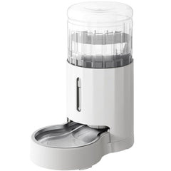 CZPET dog water bowl dispenser with wide mouth for easy cleaning and quick refills.