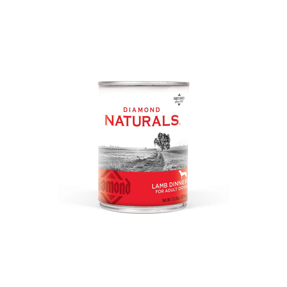 Diamond Naturals Lamb Dinner can ingredient close-up shows real lamb for a nutrient-rich meal