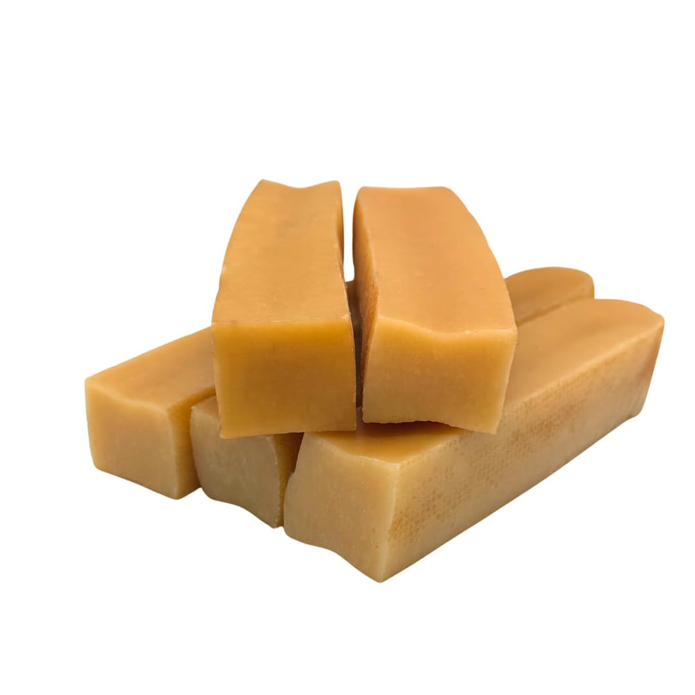 Doggo Dog Chew yak cheese Himalayan dog chew pack highlighting natural ingredients and long-lasting fun