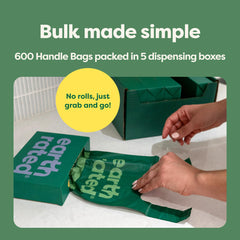 Earth Rated 600-count box image, long-lasting supply for busy dog walks.