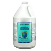 Earthbath Oatmeal and Aloe Conditioner bottle boosts coat softness and gloss.