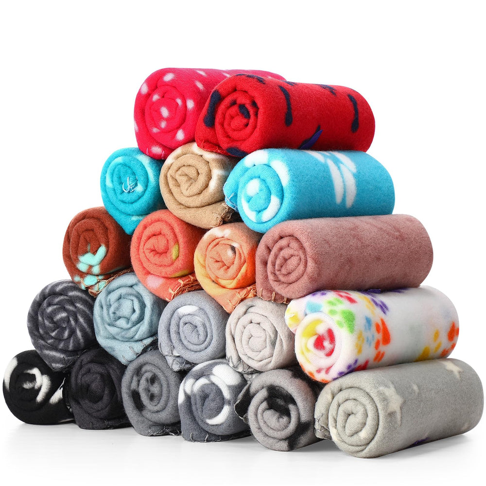 Eccliy puppy blanket with paw pattern offers cozy warmth for small dogs.