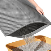ESTHELLO Cat Litter Mat Large β honeycomb top traps litter for cleaner floors.