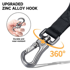Metal hook and adjustable buckle ensure secure attachment on the EXCELLENT ELITE SPANKER leash.