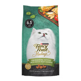 Fancy Feast Medleys Primavera packaging shows a premium world-inspired recipe for complete meals.