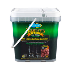 Farnam Horseshoer Secret extra strength hoof nails: promotes stronger nails for tougher hooves.