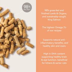 Feline Natural transparent labeling badge signals full ingredient disclosure for mindful feeders.