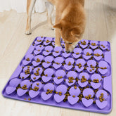 Femont snuffle mat for large dogs with a leaf design for slow feeding and enrichment