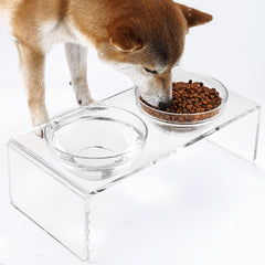 Feoyoho acrylic elevated bowl stand side view showing stability.