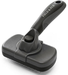 Field & FUR Slicker Brush with comfortable grip for daily grooming and shedding control.