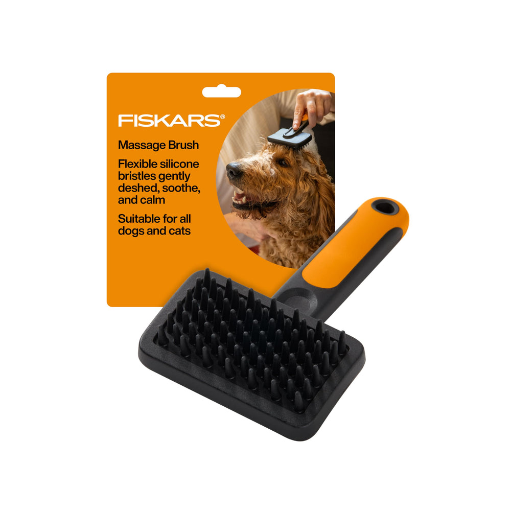 Fiskars Pet Massage Brush deshedding action for cats and dogs.