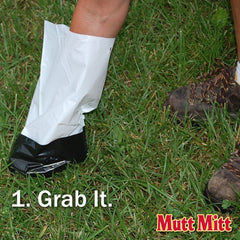 FLEXI Mutt Mitt puncture-resistant material protects hands during disposal.