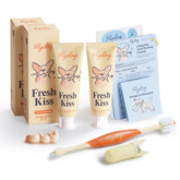 FlyDog Fresh Kiss packaging shows vet-approved dental care for dogs at home.