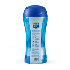 Fresh Step crystal dry form stays mess-free in litter.