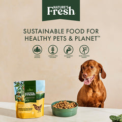 Freshpet roll shows spinach and berries visible for wholesome nutrition.