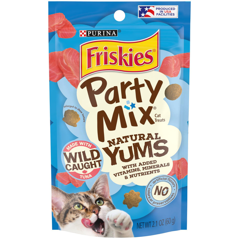 Friskies Natural Yums Wild Tuna pouch—crunchy texture supports dental care and flavor appeal