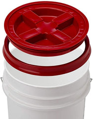 Gamma Seal Lid food-grade design highlights BPA-free plastic ideal for various storage tasks.