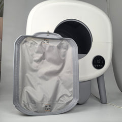 Generic litter box liner highlighting durable scratch-resistant surface