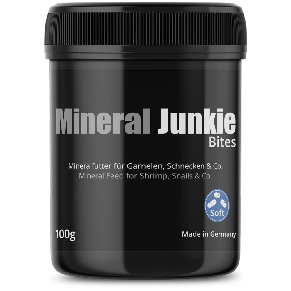GlasGarten Mineral Junkie Bites stick close-up supports molts in shrimps