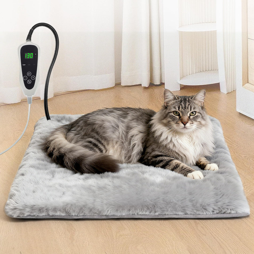 GOLOPET cat heating pad box, ready for use and gifting.