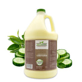 GreenGroom Complete Coat bottle highlights a natural formula for a smoother, shinier coat.