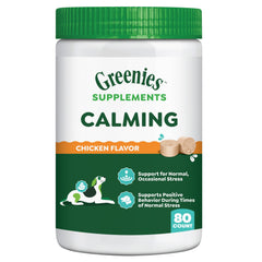 Greenies calming chews for dogs with chicken bites ready to support calmness.