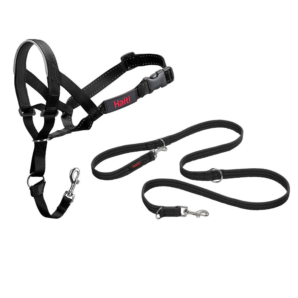 Halti Headcollar Size 4 in black with padded nose band for gentle control.