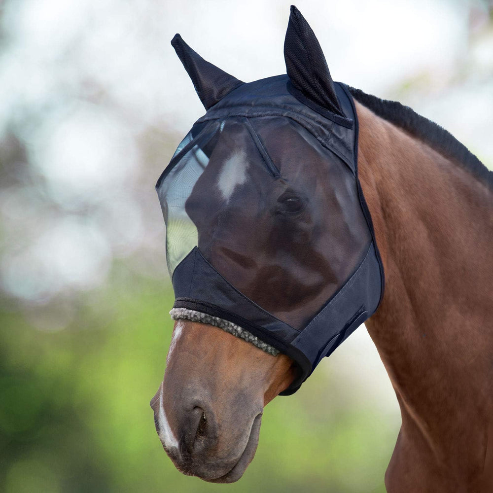 Harrison Howard CareMaster fly mask, large eye-space with ears, enhances visibility and comfort.