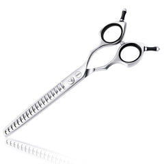 Hashimoto chunker scissors with 19 teeth for controlled thinning during grooming.