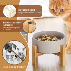 HCHLQLZ bamboo stand with adjustable height for pets.
